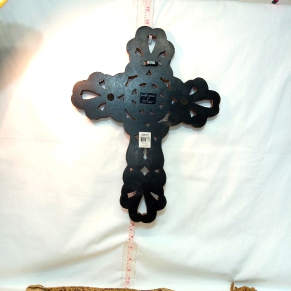 𝅺16" Tall Rust Filigree Wall Cross - Picture 5 of 6